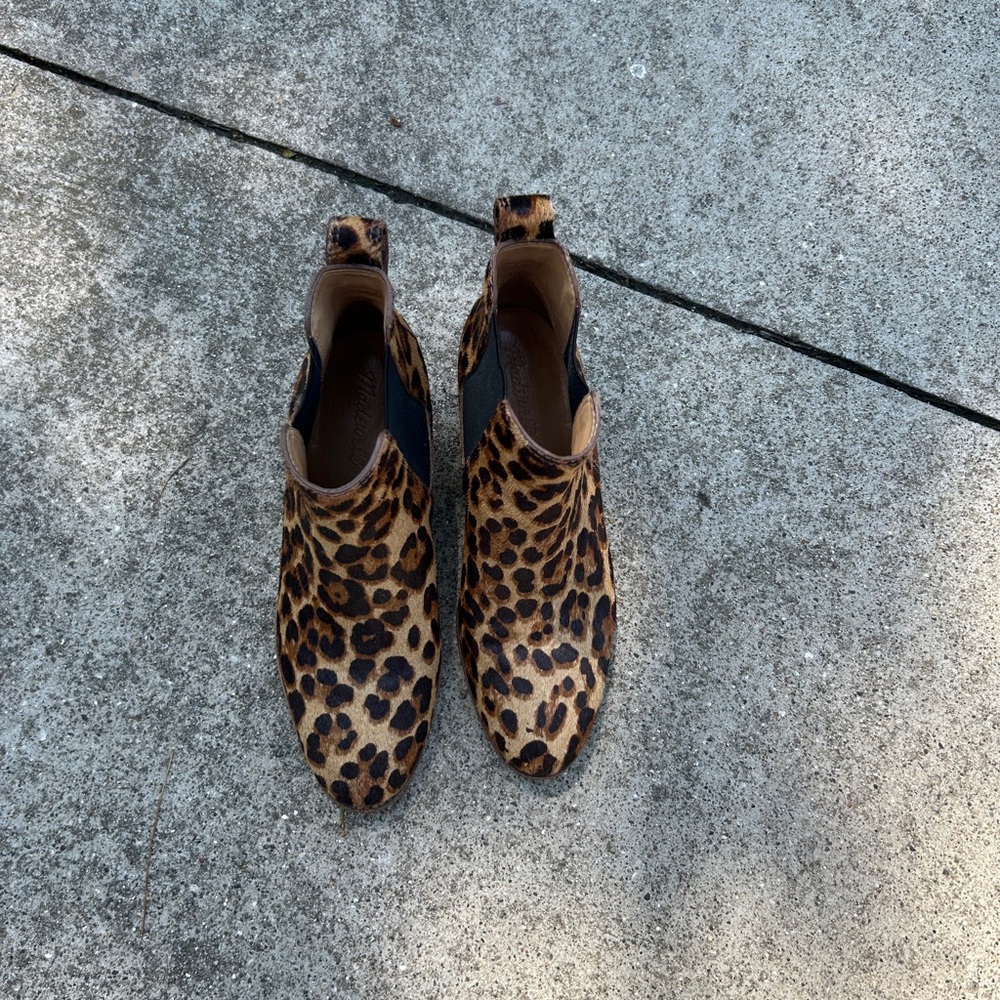 Madewell Leopard Calf Hair Ankle Boots Sleek Chelsea Style